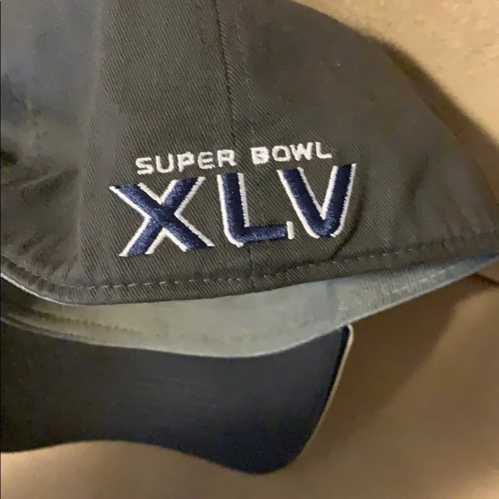 - Super Bowl baseball hat XLV (45) NFL appar…